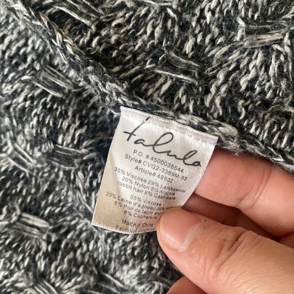 aritzia Talula cashmere blend cardigan - Picture 8 of 8